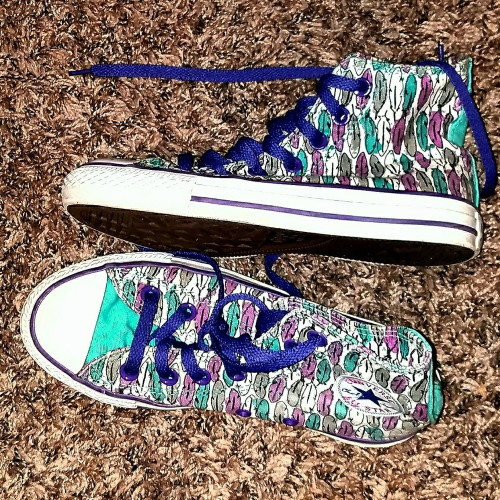 Converse shoes Size 3